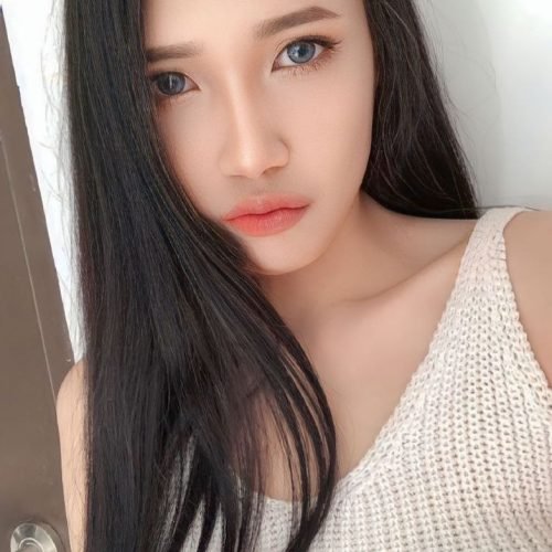 Mona-T.jpg